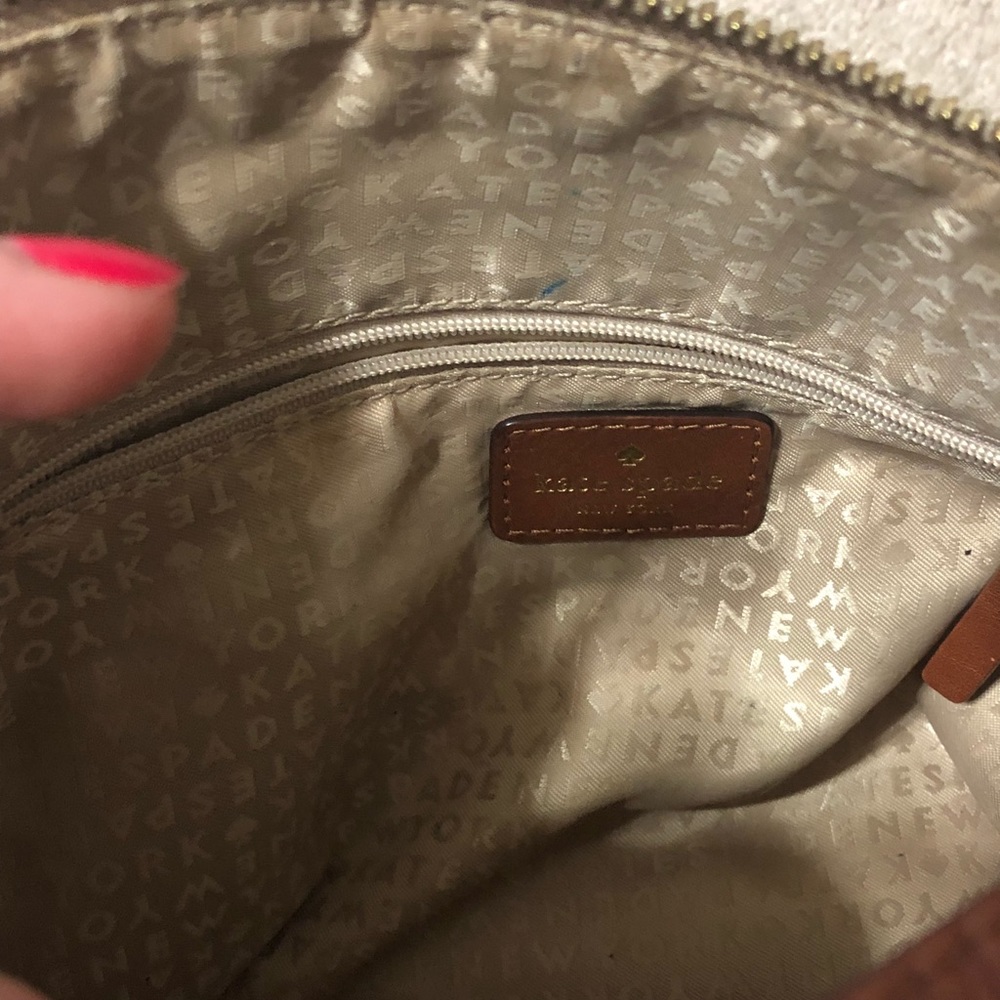 Kate Spade Cross Body ♠️ 👜 - Picture 6 of 8
